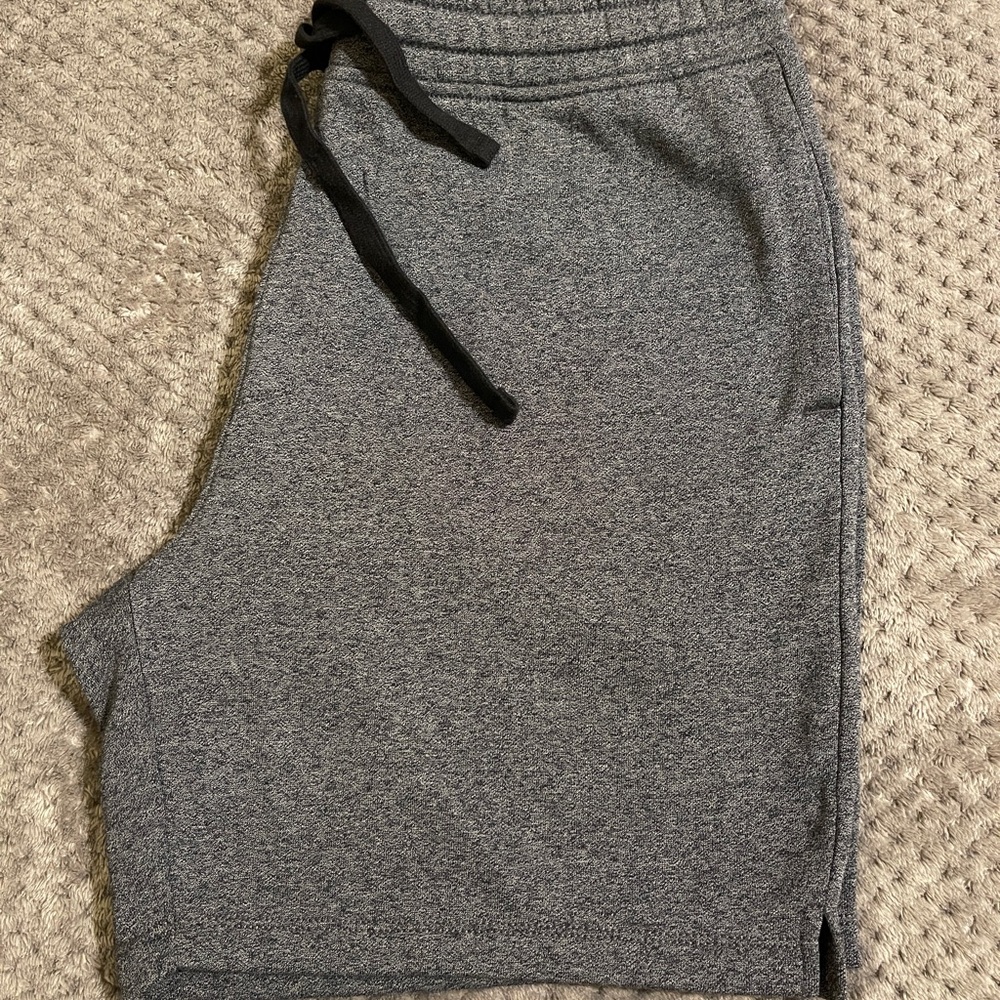 Old Navy Men's L Gray Athletic Shorts